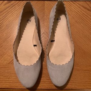 H&M cream size 9 ballet flats